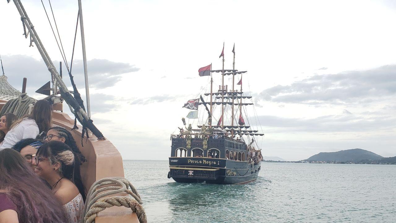 Barco Pirata (antecipado) 2 hrs